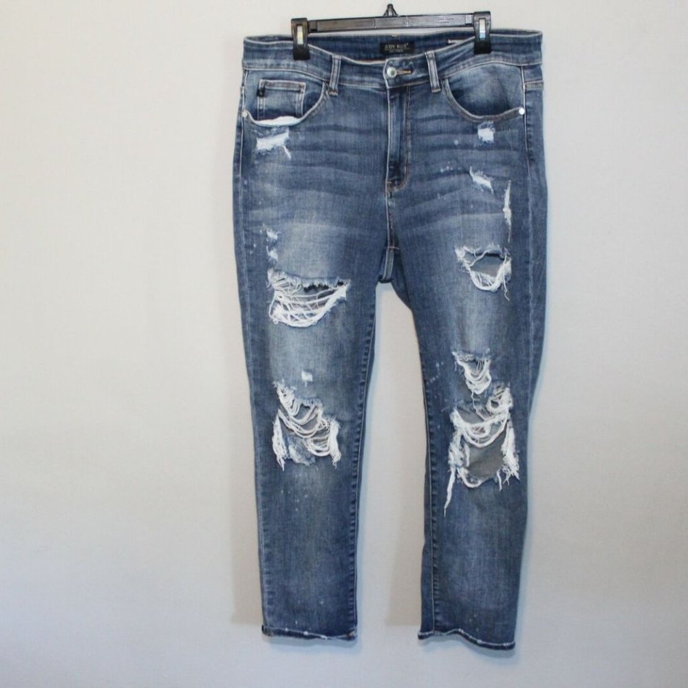 Judy Blue Destroyed Distressed Boyfriend Jeans Women's Plus Size 14W H11774 - Picture 2 of 12